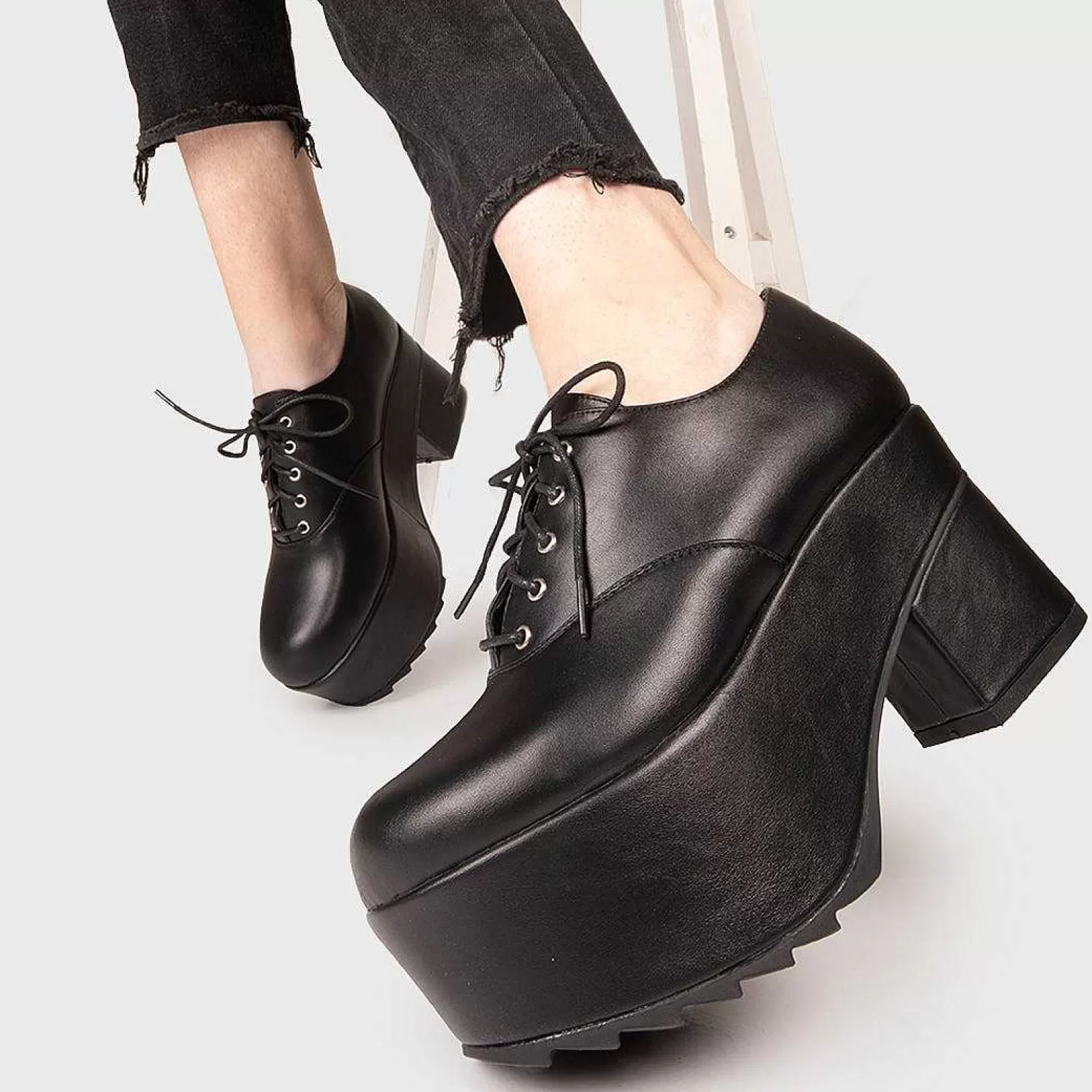 Lamoda Chunky>Impressions Chunky Platform Shoes