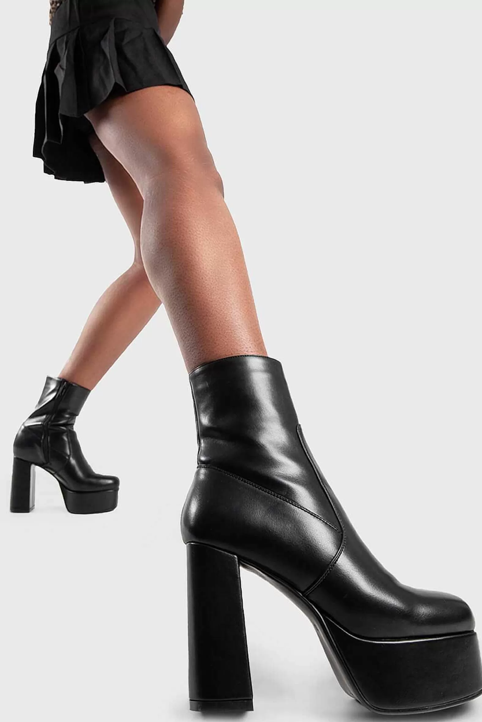 Lamoda Ankle>Making Moves Platform Ankle Boots